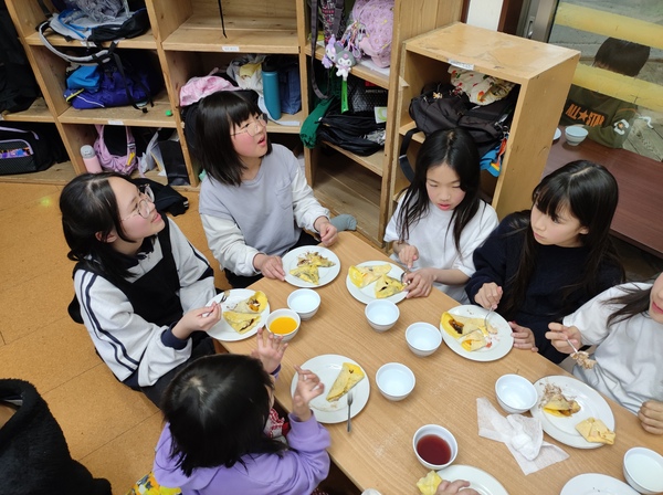 ６年生お別れおやつパーティー（春休み）
